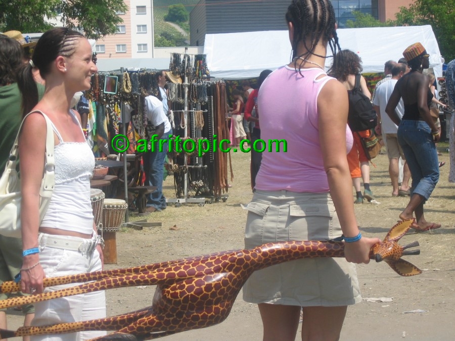 ../Images/AfricaFestival-28-29May05 035.jpg